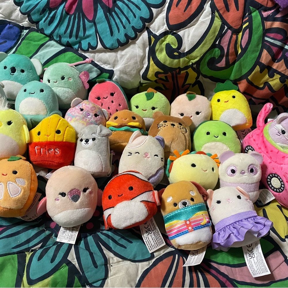 Squishmallow Squishville bundle